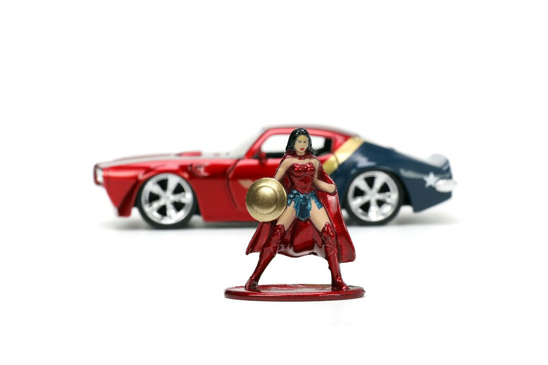 Jada 1/32 1972 Pontiac Firebird with Wonder Woman