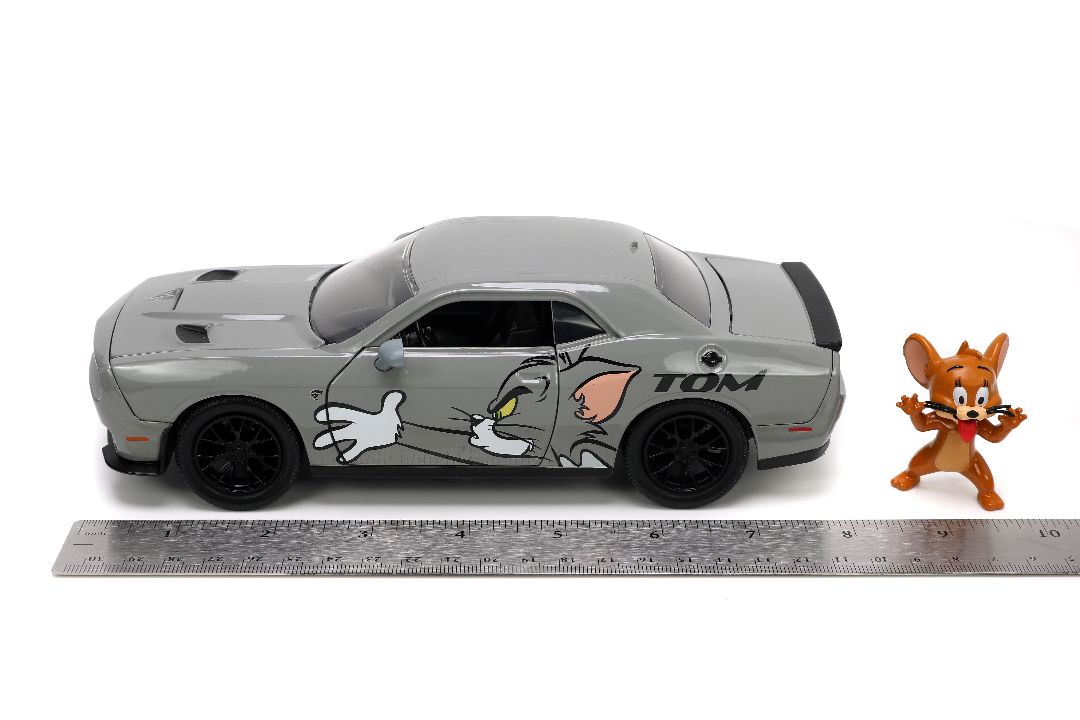 Jada 1/24 "Hollywood Rides" 2015 Challenger SRT8 Hellcat w/Jerry