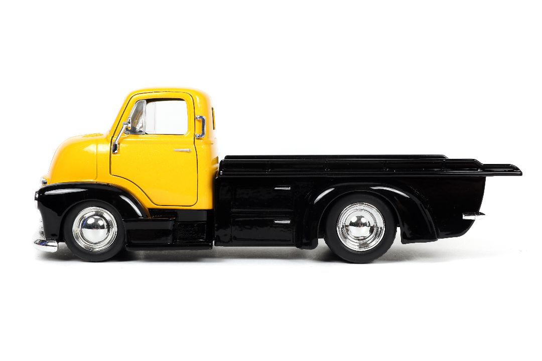 Jada 1/24 "Just Trucks" with Rack - 1952 Chevy COE Flatbed