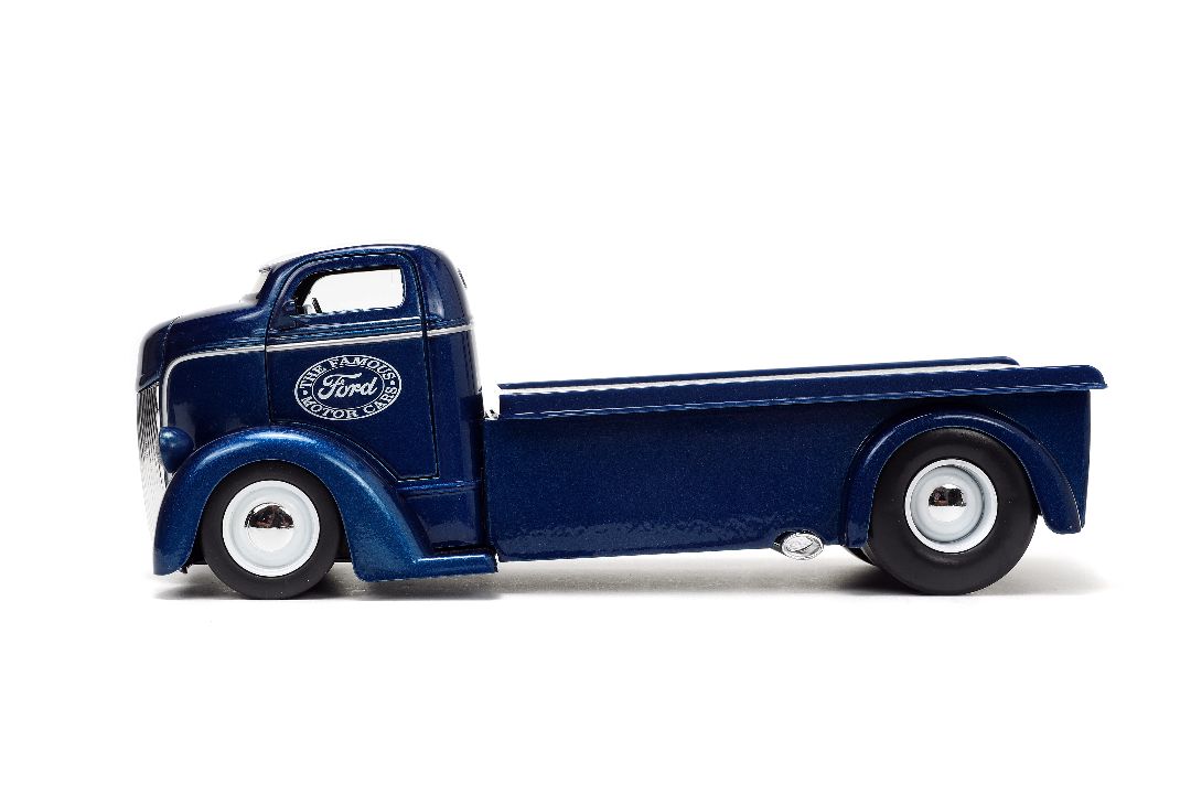 Jada 1/24 "Just Trucks" with Rack -1947 Ford COE Flatbed