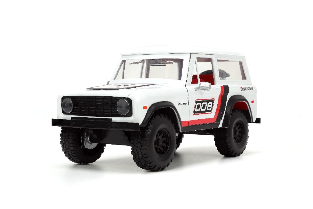 Jada 1/24 "Just Trucks" with Rack 1973 Ford Bronco-Glossy White