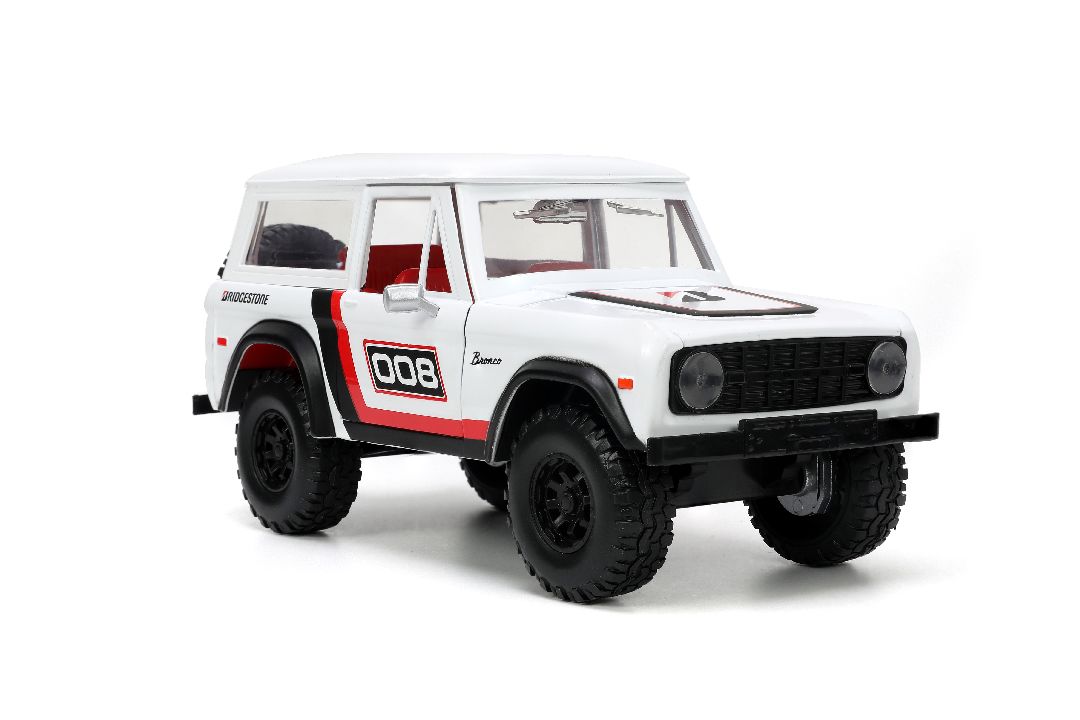 Jada 1/24 "Just Trucks" with Rack 1973 Ford Bronco-Glossy White