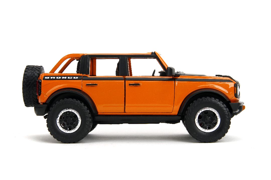 Jada 1/24 "Just Trucks" w/ Rack - 2021 Ford Bronco Open Top