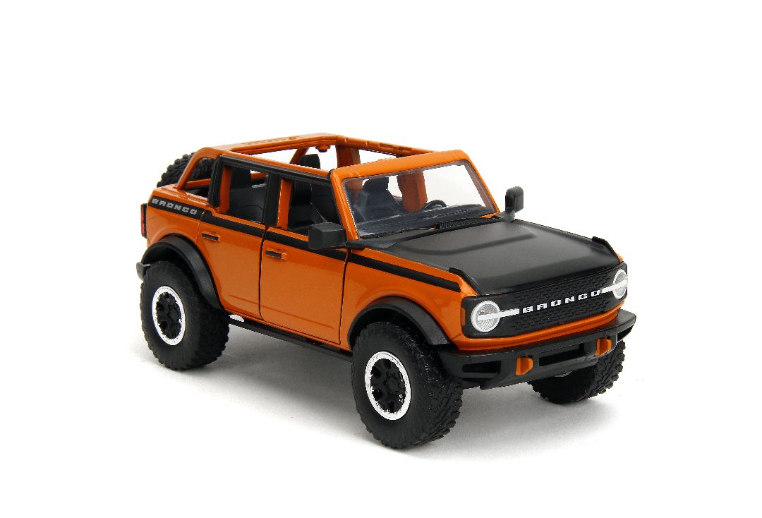 Jada 1/24 "Just Trucks" w/ Rack - 2021 Ford Bronco Open Top