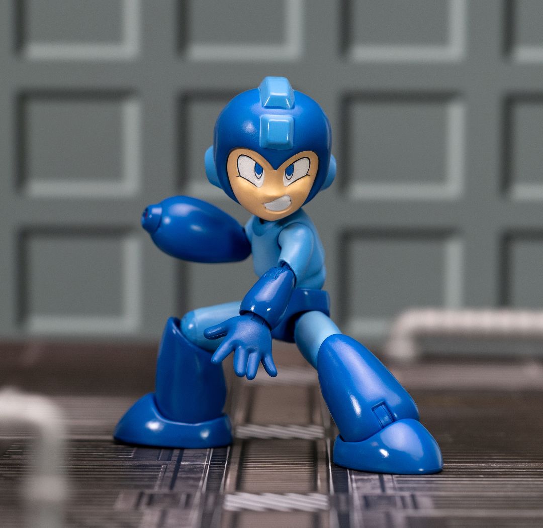 Jada 4.5” Plastic Action Figure - Mega Man