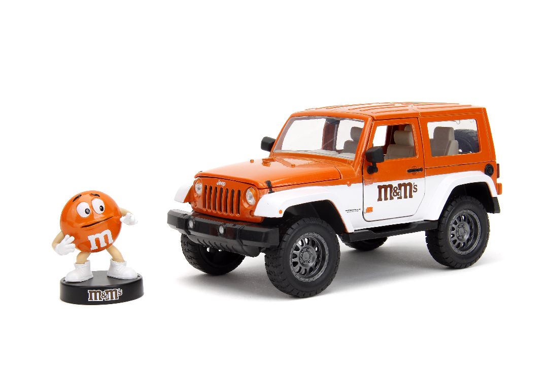 Jada 1/24 "Hollywood Rides" 2007 Jeep Wrangler with Orange M&M