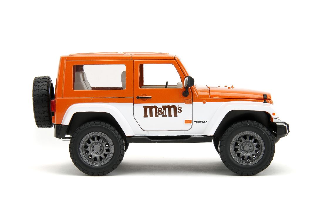 Jada 1/24 "Hollywood Rides" 2007 Jeep Wrangler with Orange M&M