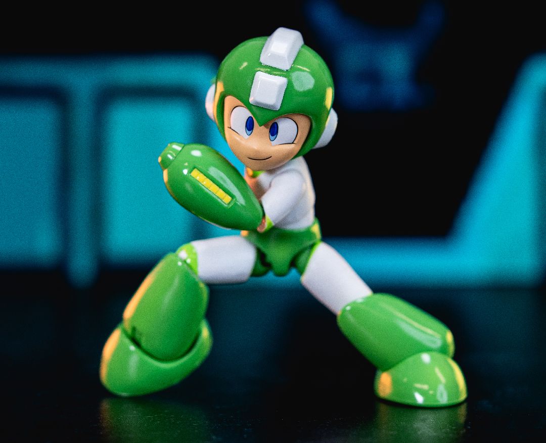 Jada 1/12 Action Figure - Mega Man - Hyper Bomb