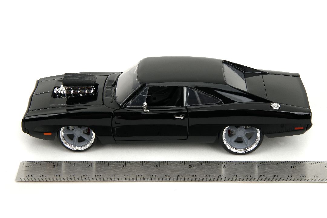 Jada 1/24 "Fast & Furious" Dom's Dodge Charger R/T (Movie 10)