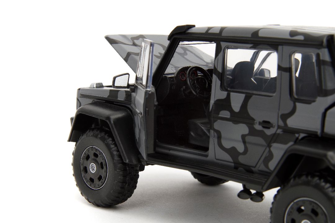 Jada 1/24 "Pink Slips" - Mercades-Benz AMG G63 6X6