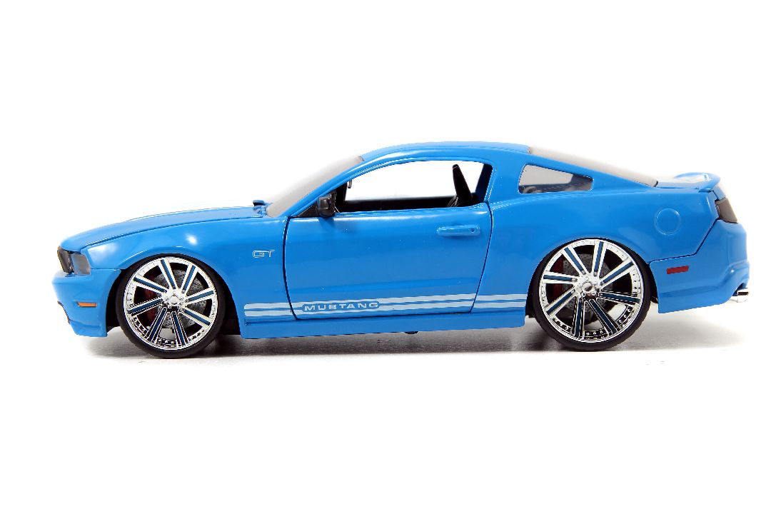 Jada 1/24 "BIGTIME Muscle" 2010 Ford Mustang GT