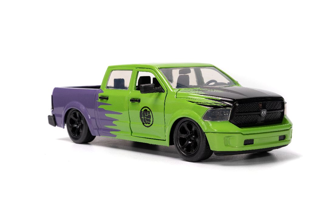 Jada 1/24 "Hollywood Rides" 2014 Ram 1500 Pickup with Hulk