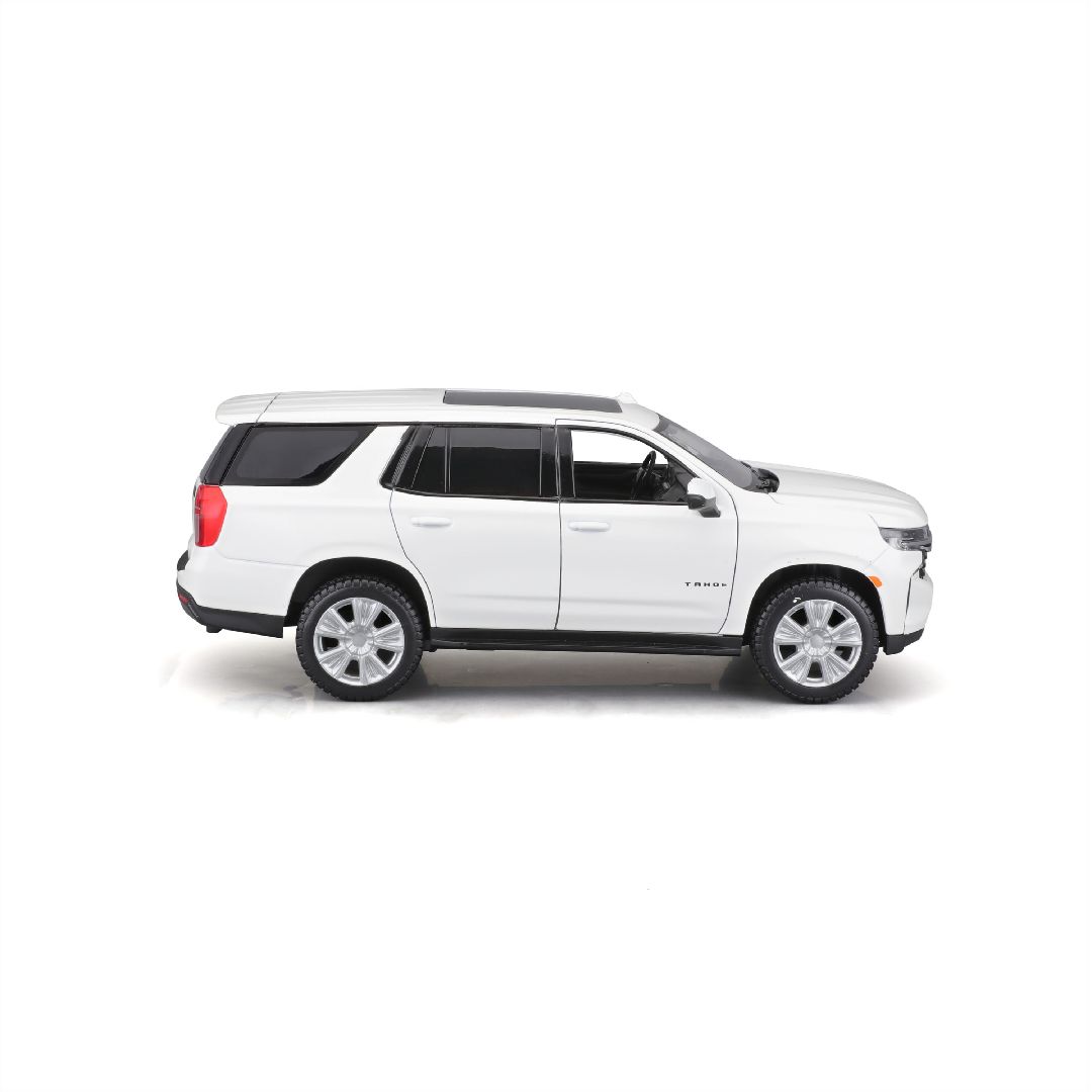 Maisto 1/24 SE 2021 Chevrolet Tahoe (White)