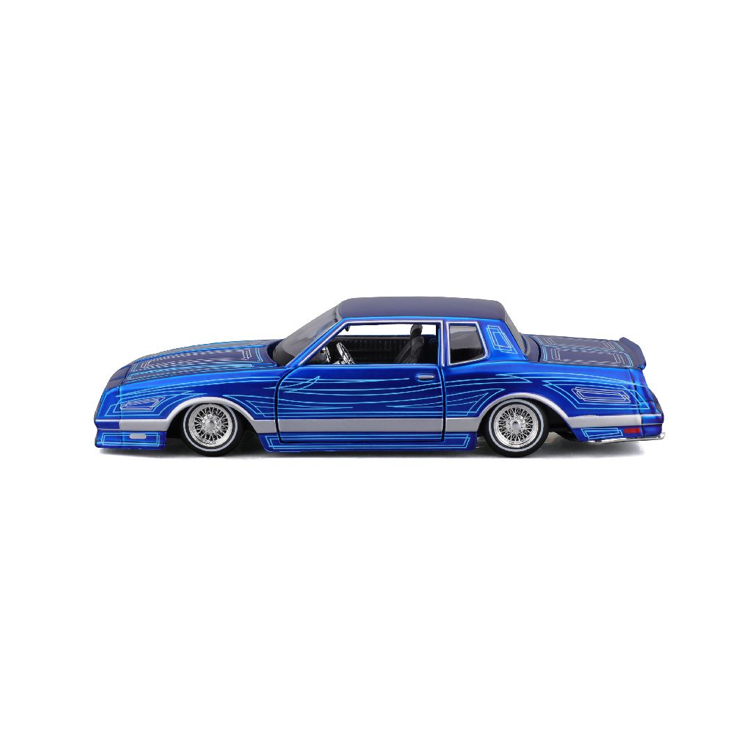 Maisto 1/24 LOWRIDERS 1986 Chevy Monte Carlo (Blue)