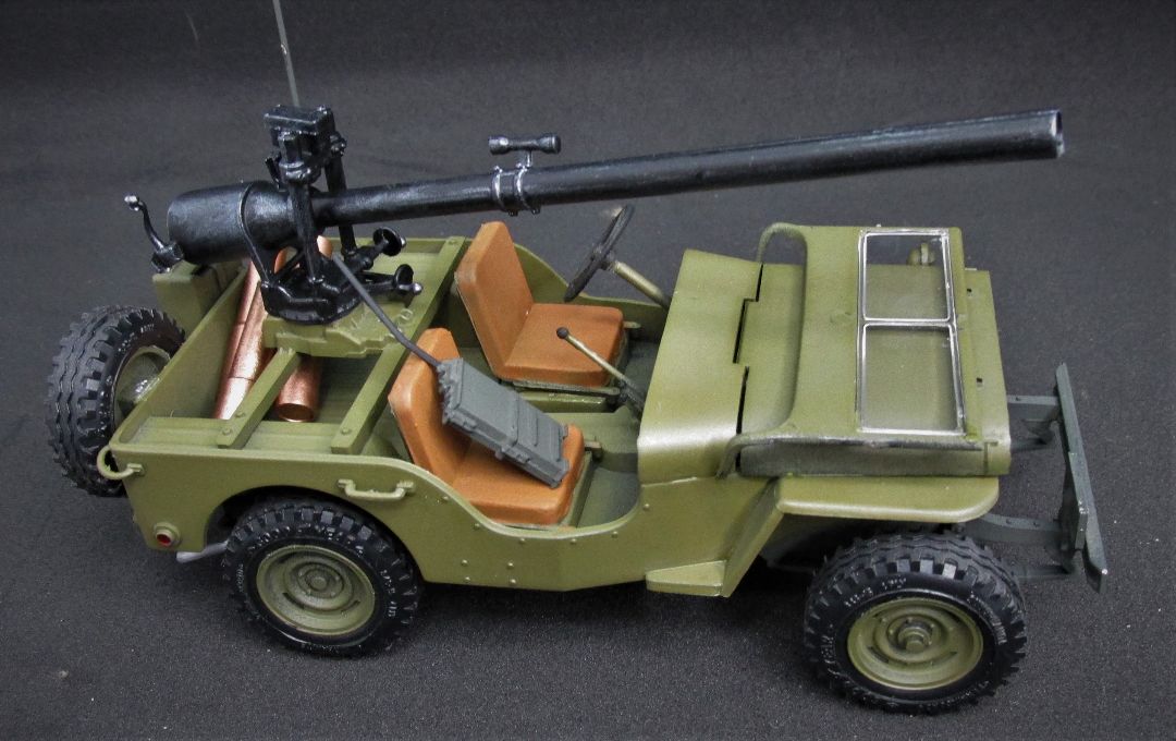 MPC Godzilla Army Jeep 1/25 Model Kit (Level 2)