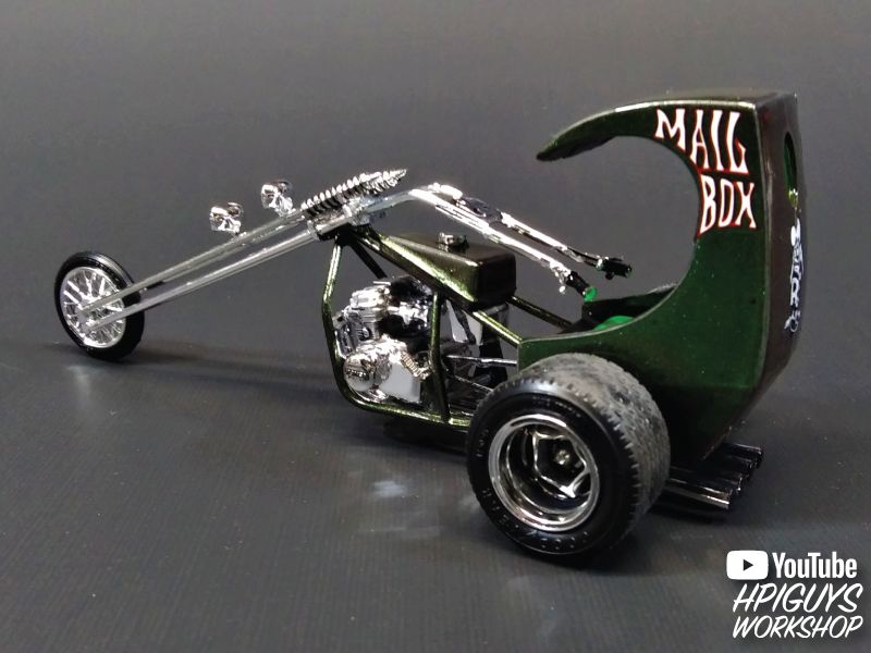 MPC Ed Roth's Mail Box Clipper (Trick Trikes Series) 1/25 Model