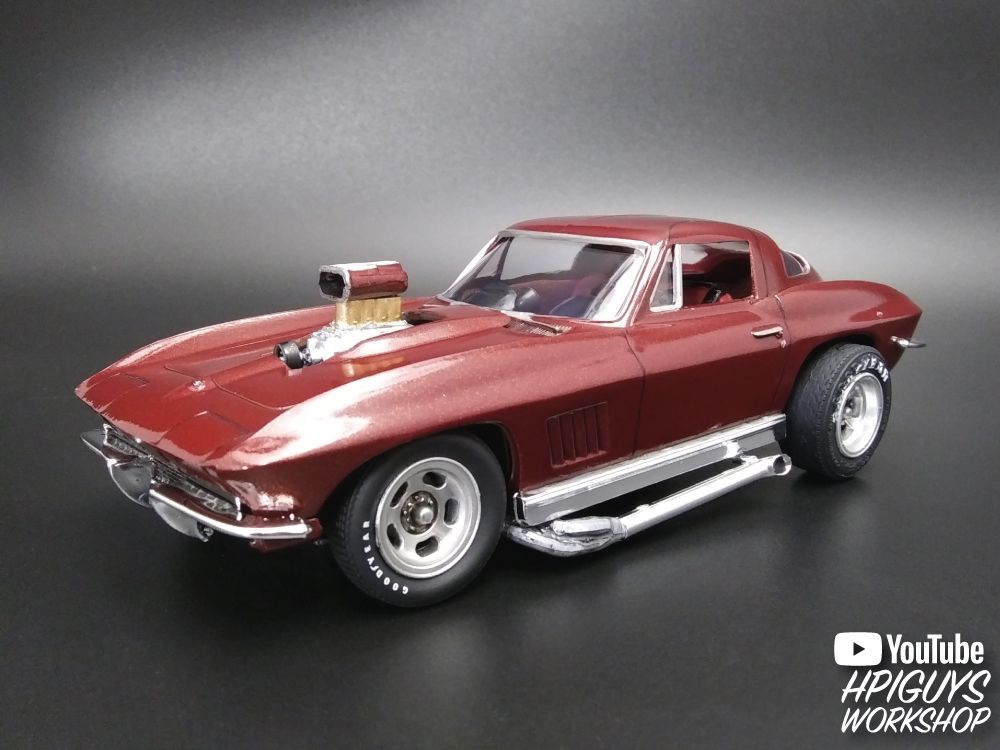 MPC 1/25 Scale 1967 Chevy Corvette Stingray "Streaker Vette"