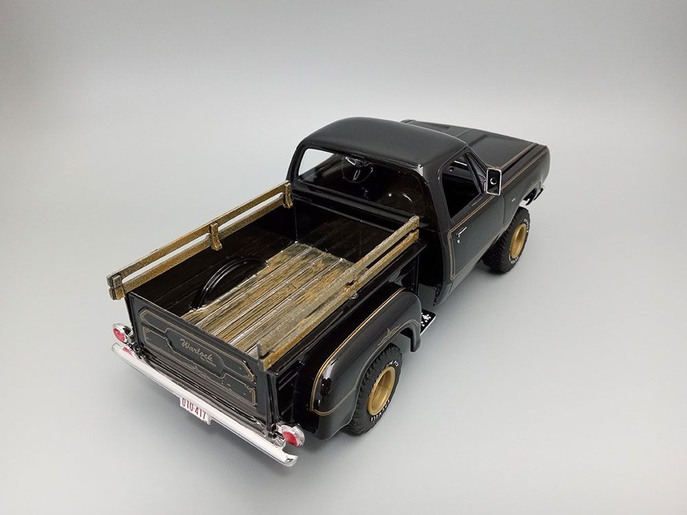 MPC 1/25 1977 Dodge Warlock Pickup 2T