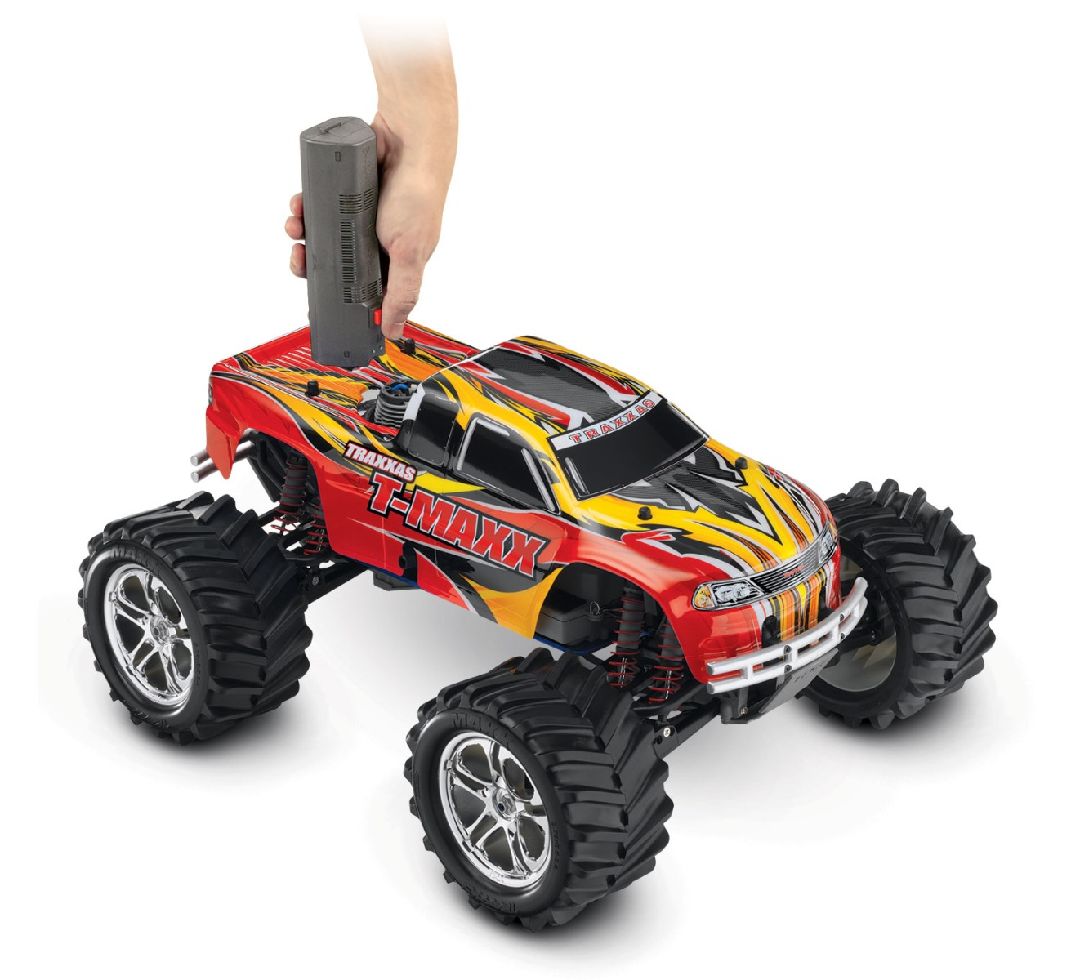 Traxxas T-Maxx Classic/ 1/10 Scale Nitro Powered 4WD Maxx