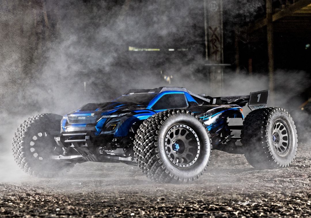 Traxxas XRT (X-Maxx Race Truck) - Blue