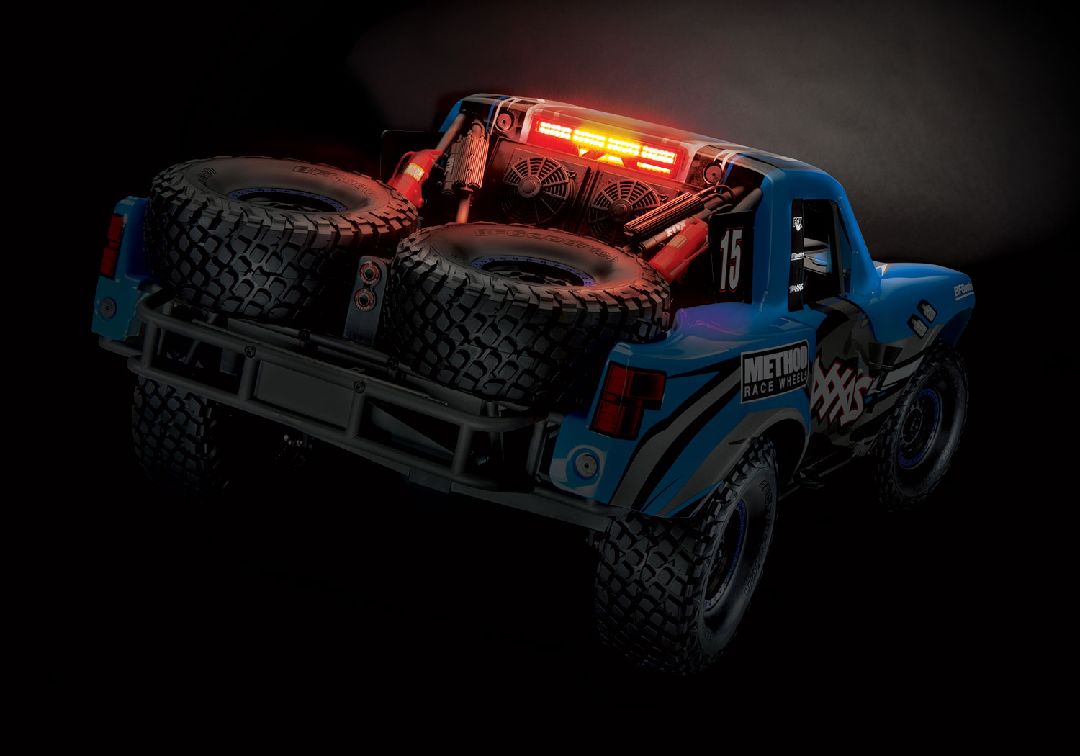 Traxxas Unlimited Desert Racer (UDR) with lights - Blue