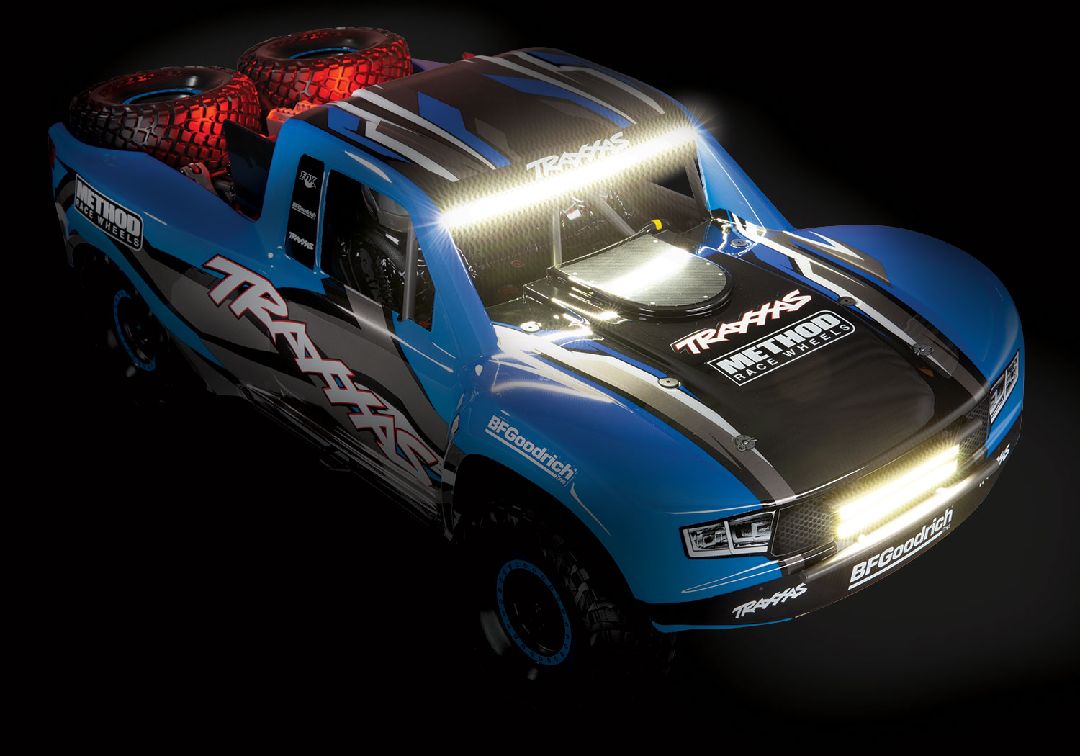 Traxxas Unlimited Desert Racer (UDR) with lights - Blue