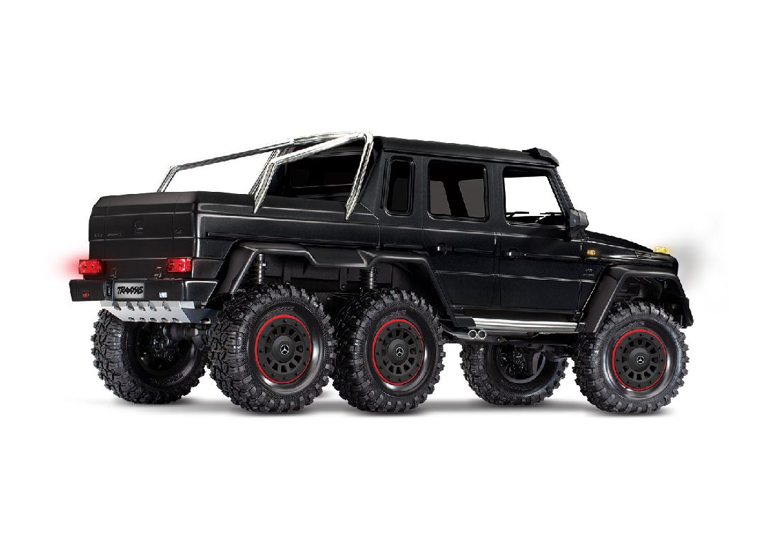 Traxxas TRX-6 Mercedes Benz G63 AMG 6x6 clipless body - Black