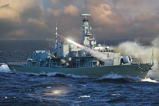 Trumpeter 1/700 Type 23 Frigate HMS Monmouth (F235)