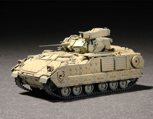 Trumpeter 1/72 M2A2 ODS/ODS-E Bradley Fighting Vehicle - Click Image to Close